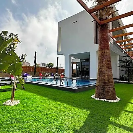 Premium With Sea And Ozone Pool, Garden Отель 5*